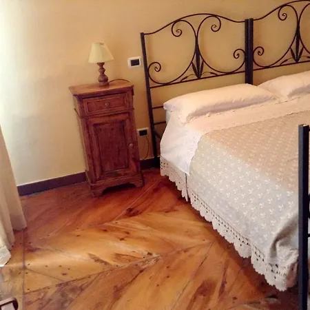 아파트 With 2 Bedrooms In With Wifi *